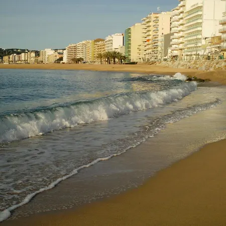 Pensio Costa Brava Guest house