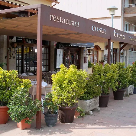 Pensio Costa Brava Guest house 2*